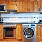 La Casa De - Casa Asensio بيت للعطل *